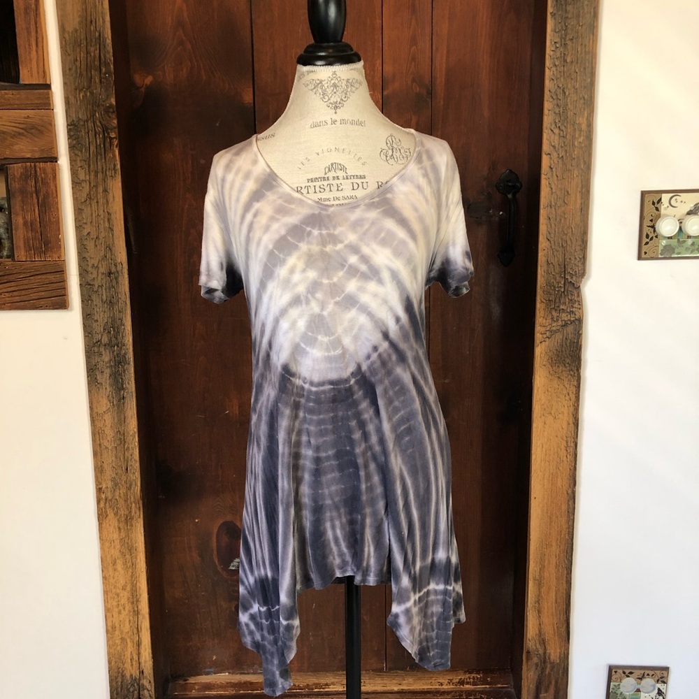 Tie-Dye V-Neck Women's Top
